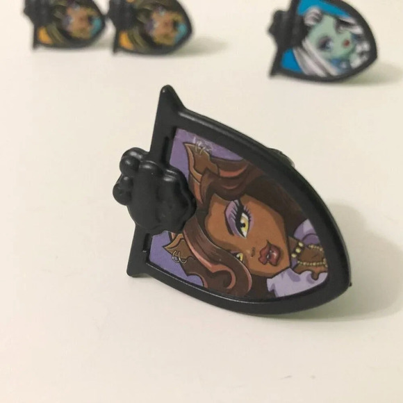 2011 Monster High Deco Pac Cake  Cupcake Toppers Plastic Rings Novelties Mattel - Picture 9 of 14